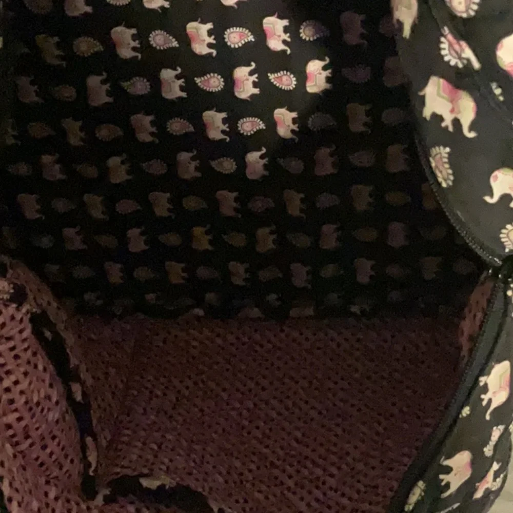 Vera Bradley Black and Pink Elephant Travel Bag - Picture 3 of 4